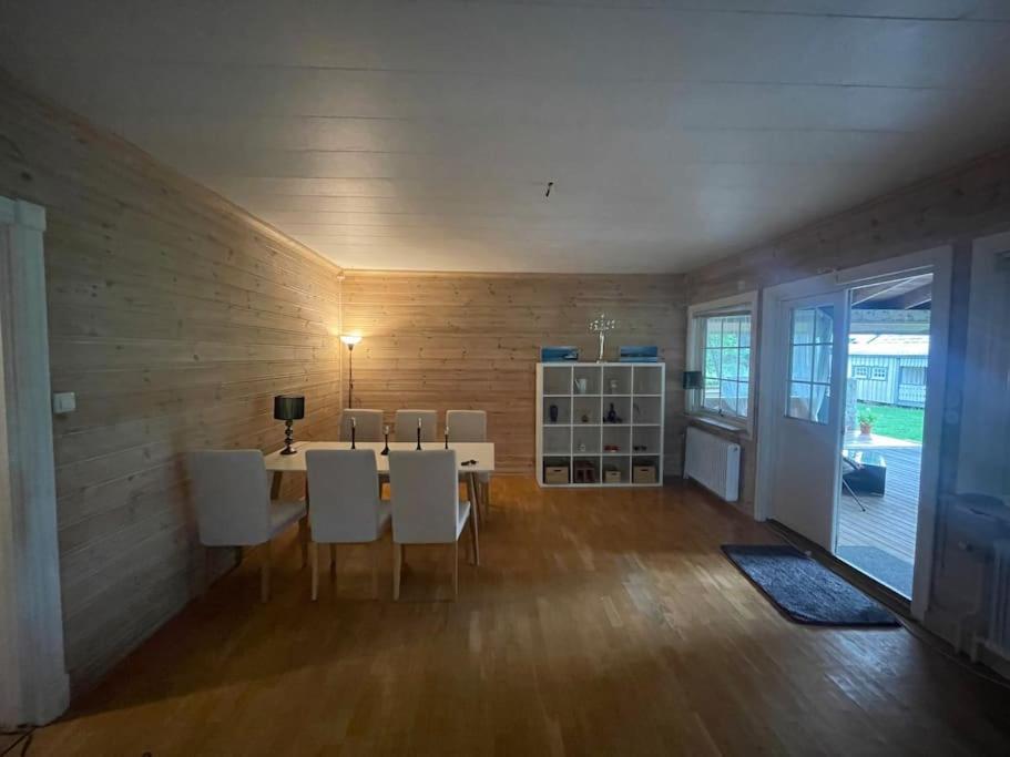 Large Cozy Villa Between Stockholm And Oslo Åmotfors المظهر الخارجي الصورة